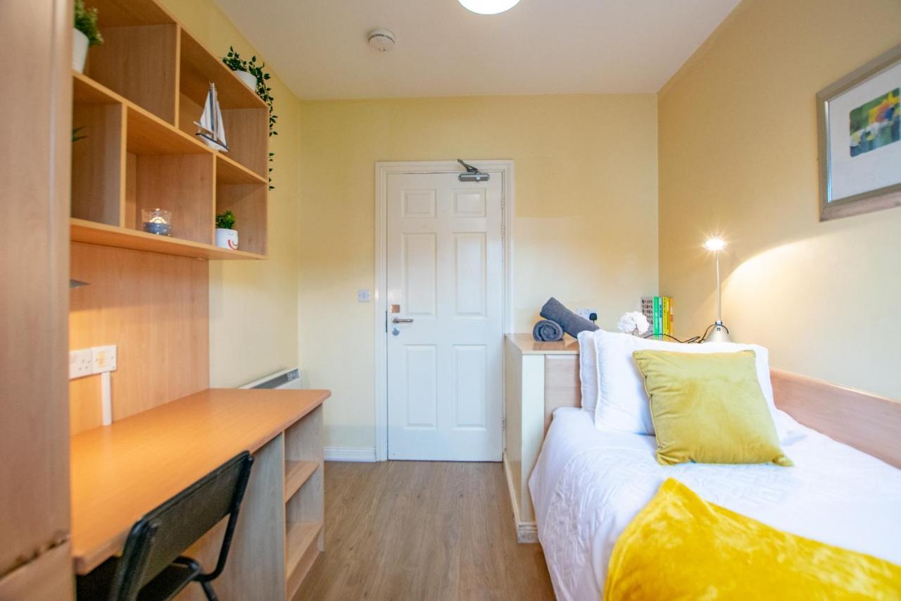 126 - Gort Na Coiribe 4 Bedroom Duplex, By Shortstays Galway Exterior foto